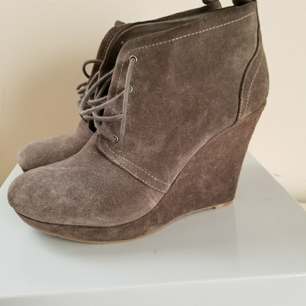 Jessica Simpson Wedge